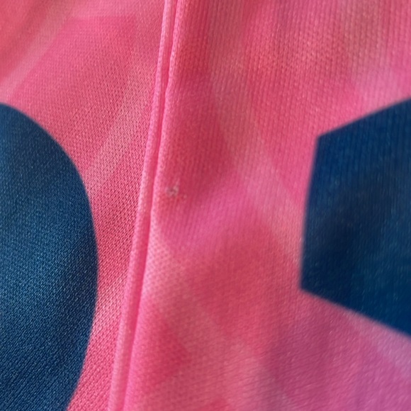 Pretty Firm on Price! University of Wisconsin Madison Forward FC Flamingo Scarf - Picture 8 of 8